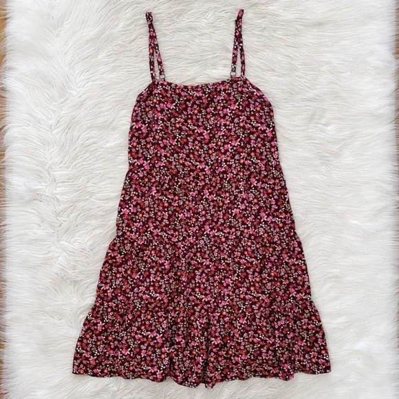 Old Navy | Dresses | Old Navy Pink Brown Burgundy Floral Tiered Hem Flowy  Sleeveless Swing Dress | Poshmark